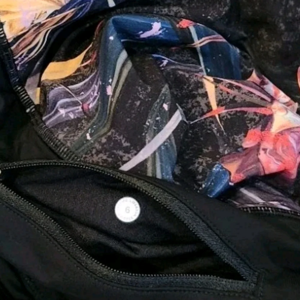 Lululemon Pace Rival Mid-Rise Veiled Floral Black Multi Skirt Pickleball! Size 6